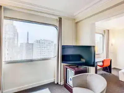 Novotel Paris Centre Tour Eiffel - 55