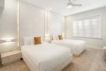 Cardozo South Beach - 33