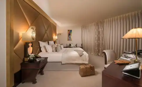 Hôtel Barrière Fouquet's Paris - 7