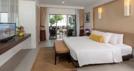 Sawaddi Patong Resort & Spa by Tolani - 66