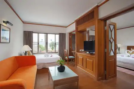 Seaview Patong - 79