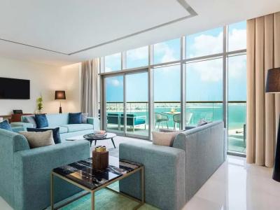 TH8 Palm Vignette Collection, Beach Resort - 50