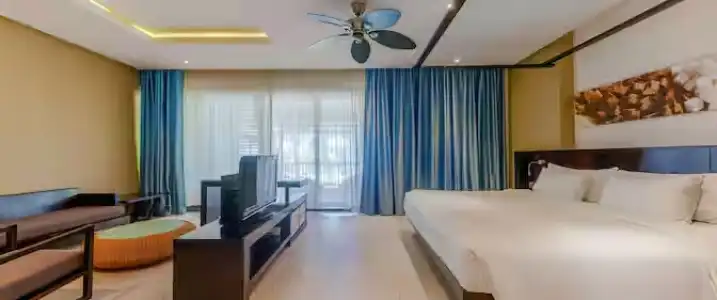 Crystals Beach Resort Belle Mare, a member of Radisson Individuals - 44