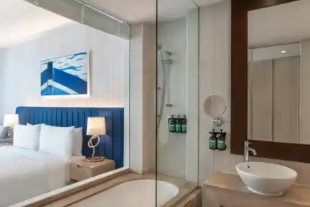 Crowne Plaza Yas Island, an IHG - 38