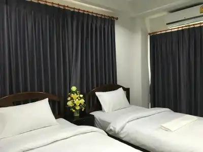Baan Samrarn - 4