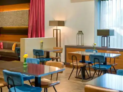 Mövenpick Amsterdam City Centre - 12