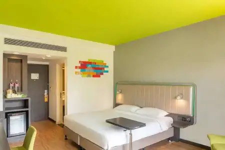 Park Inn by Radisson New Delhi Lajpat Nagar - 28