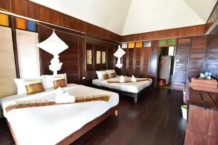 Koh Ngai Thanya Beach Resort - 8