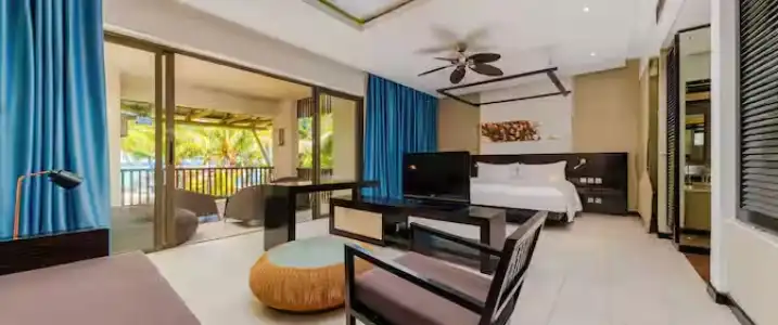 Crystals Beach Resort Belle Mare, a member of Radisson Individuals - 47