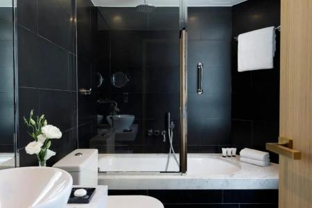 Le Belgrand Paris Champs Elysees, Tapestry by Hilton - 57