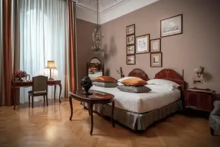 Grand et de Milan - 81
