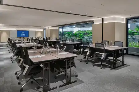 Hilton Singapore Orchard - 19