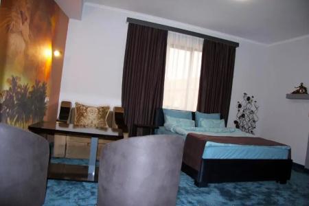 NICE & Tours - 21