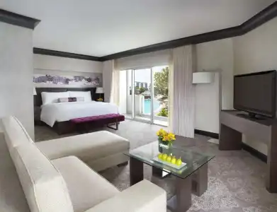 Fairmont - 50
