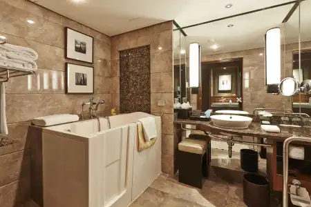 Conrad Bangkok - 32
