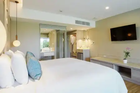 Katathani Phuket Beach Resort - 49