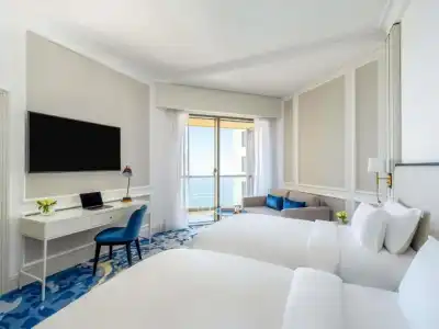 Sofitel Dubai Jumeirah Beach - 12