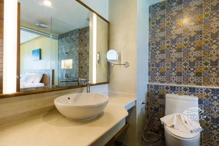 Coriacea Beachfront Boutique Phuket Resort - 41