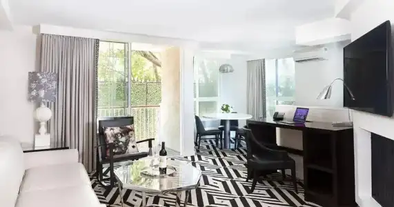 Chamberlain West Hollywood - 41