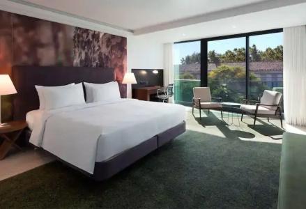 DoubleTree by Hilton Lisbon - Fontana Park - 62