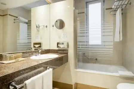Ilunion les Corts Spa - 41