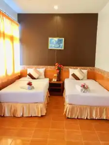Suriwong Chumphon - 24