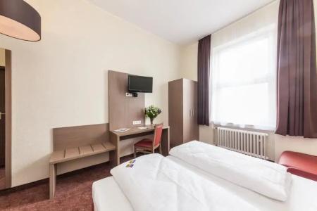 Novum Maxim Düsseldorf City - 42