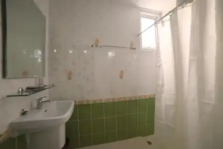 Gold Airport Suites - 65