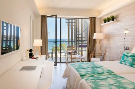 FERGUS Style Palmanova - Adults Only - 36