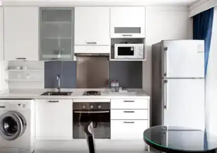Adelphi Grande Sukhumvit - 61