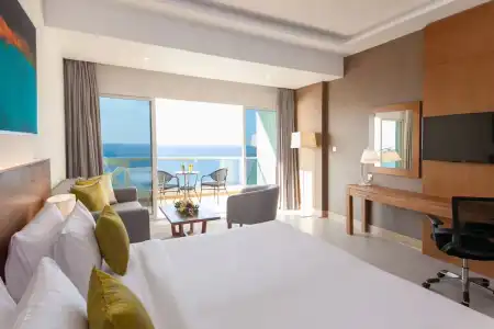 Ramada by Wyndham Beach Ajman - 33