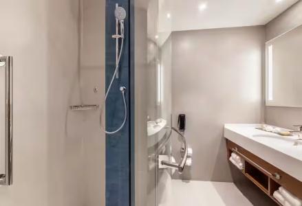DoubleTree by Hilton Dubai Al Jadaf - 44
