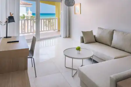 Mediterraneo Bay & Resort - 51