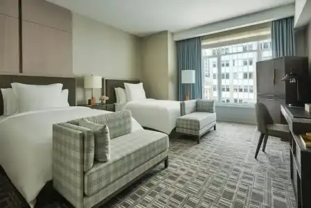 Four Seasons New York Downtown - 9