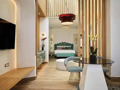 Cresanto Luxury Suites - 113
