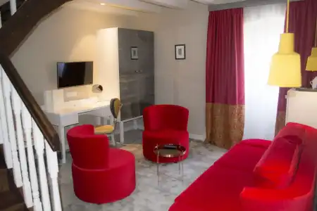 XII Century Heritage - 64