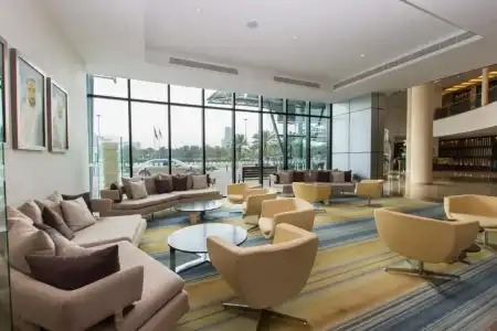 Holiday Inn Abu Dhabi by IHG - 9