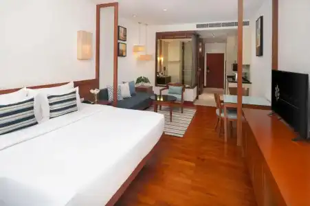 Woodlands Suites Serviced Residences - 11
