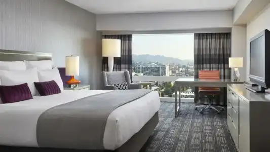Loews Hollywood - 65