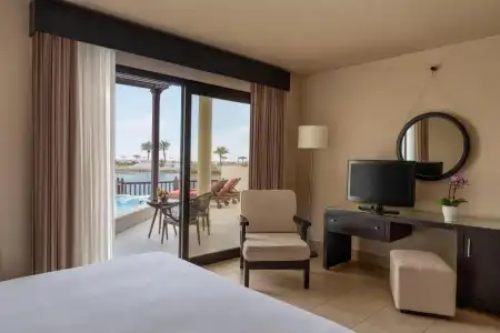 The Cove Rotana Resort - 49