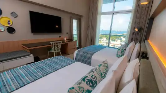 Renaissance Cancun Resort & Marina - 56
