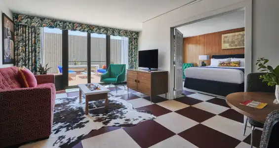 Graduate by Hilton Lincoln - 5