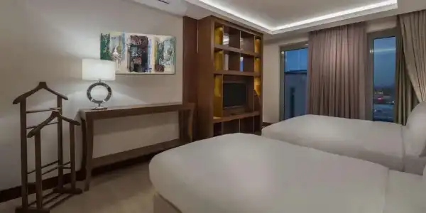 DoubleTree by Hilton Istanbul Topkapi - 58