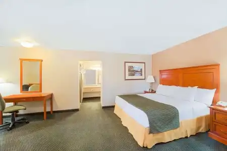 Ramada Flagstaff East - 31
