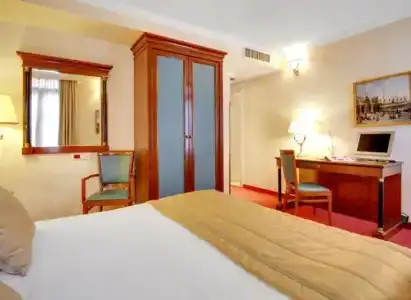 Dona Palace - 63