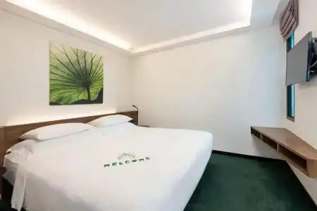 RakYim Siam Sukhumvit 15 - 51