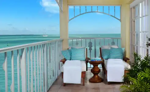 Ocean Key Resort - A Noble House Resort - 14