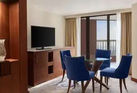 Ramses Hilton - 111