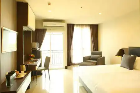 Crystal Suites Suvarnabhumi Airport - 36