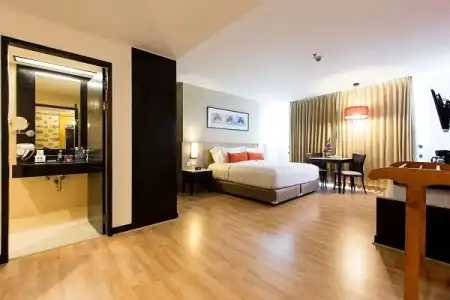 Deevana Plaza Phuket - 55